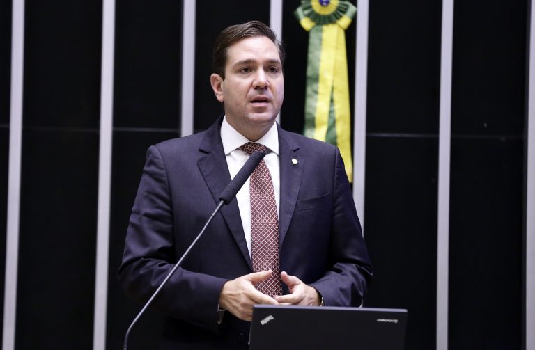 Projeto prevê sanções para prestadores de serviços turísticos que facilitem turismo sexual