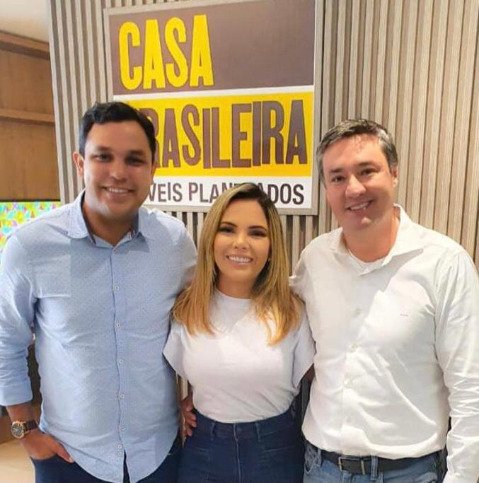 Casa Brasileira João Pessoa patrocina live especial da cantora Samya Maia