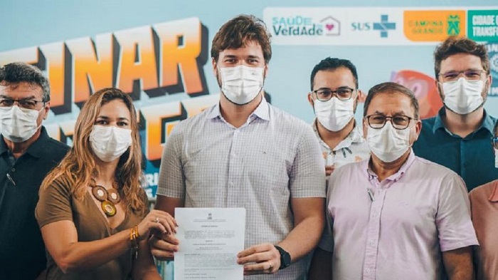 Prefeito de Campina Grande anuncia data e algumas atrações do Maior São João do Mundo