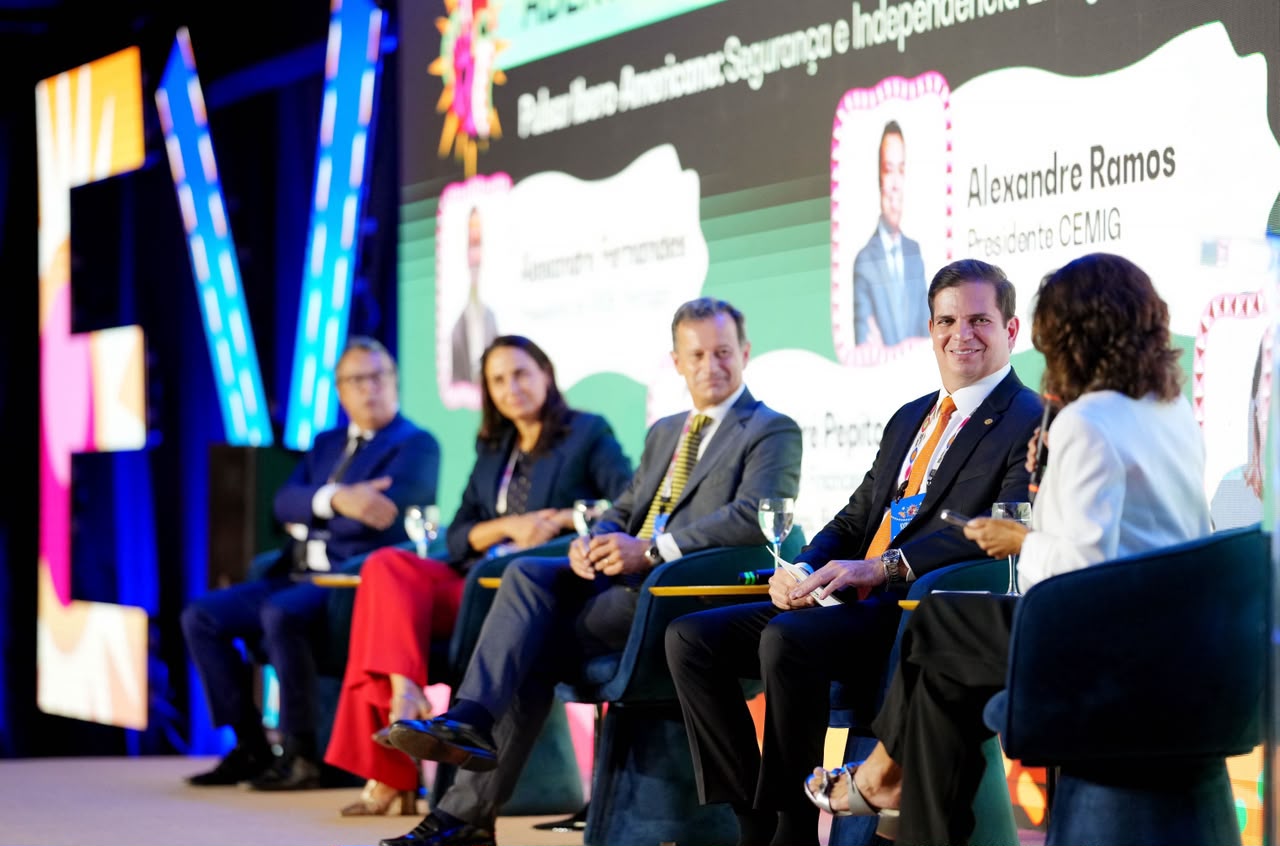 André Pepitone destaca cooperação entre países como base da nova segurança energética durante abertura do EVEx Brasil 2026