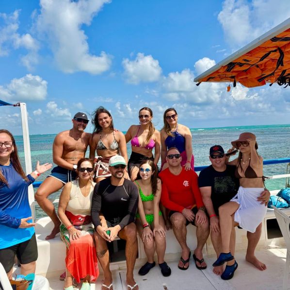 Alta temporada de verão fortalece a profissão do guia de turismo