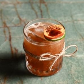 Drinks autorais elevam coquetelaria no Sea Rooftop, em João Pessoa